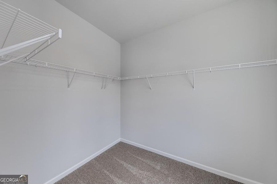 Spacious, unfurnished interior of a new home in Chimney Oaks Townhomes, Homer (Image 21).
