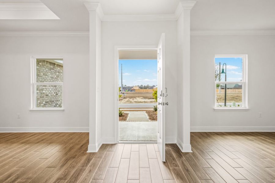 Spacious, unfurnished interior of a new home in Natureview, Freeport (Image 34).