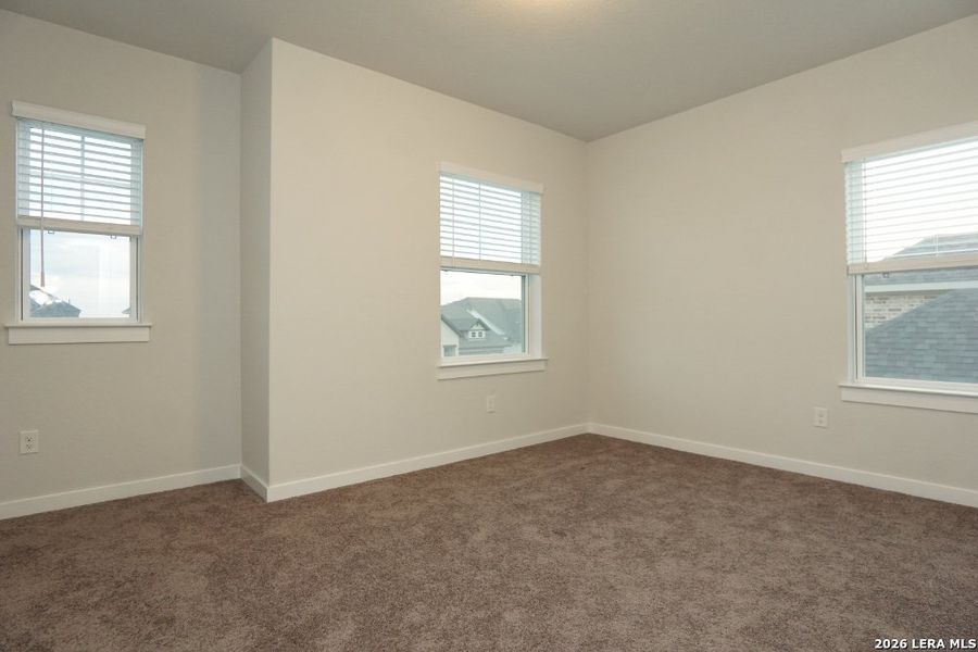 Spacious, unfurnished interior of a new home in Ladera - High Point 45', San Antonio (Image 30).
