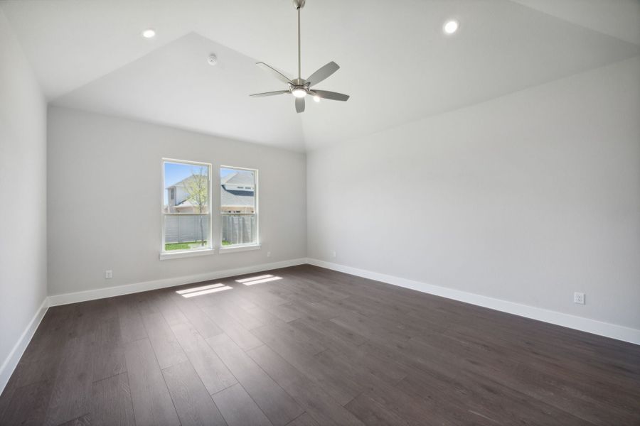 Representative unfurnished interior of a home built from the Yosemite by Centre Living Homes in Painted Tree Lakeside, McKinney (Image 33). Representative unfurnished interior of a home built from the Yosemite by Centre Living Homes in Painted Tree Lakeside, McKinney (Image 33).