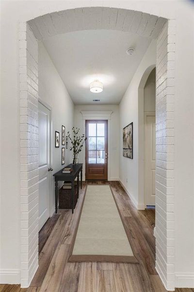 Furnished interior view inside a new home in Brookside Phase IV, Benbrook (Image 8). Furnished interior view inside a new home in Brookside Phase IV, Benbrook (Image 8).