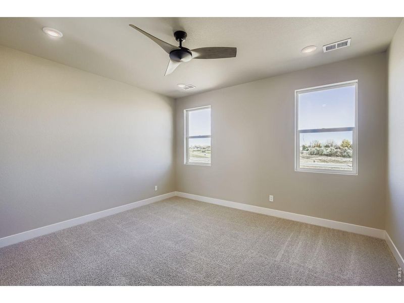 Spacious, unfurnished interior of a new home in Country Club Reserve – Fort Collins, Fort Collins (Image 24).