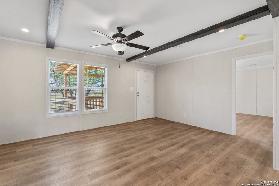Spacious, unfurnished interior of a new home in , San Antonio (Image 9).