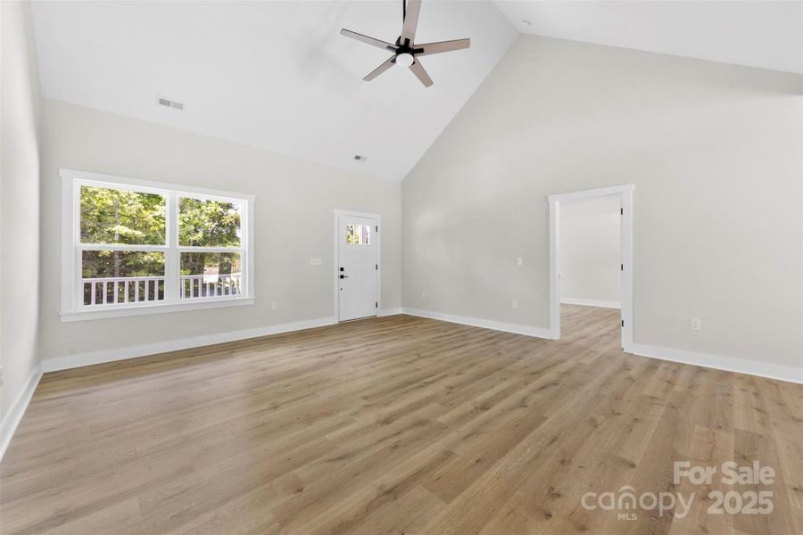 Spacious, unfurnished interior of a new home in , Blacksburg (Image 25).