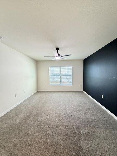 Spacious, unfurnished interior of a new home in Deer Path, Ocala (Image 27).