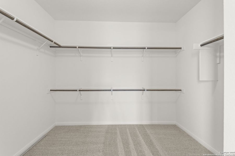 Spacious, unfurnished interior of a new home in Homestead, Schertz (Image 17).