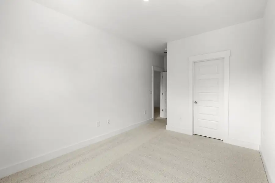 Spacious, unfurnished interior of a new home in Long Bay Golf Club, Longs (Image 37). Spacious, unfurnished interior of a new home in Long Bay Golf Club, Longs (Image 37).