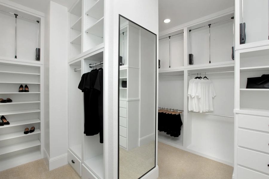 The Leighton Primary Closet