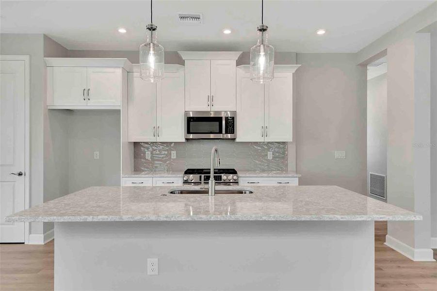 Furnished interior view inside a new home in Cresswind at Lake Harris, Tavares (Image 10).