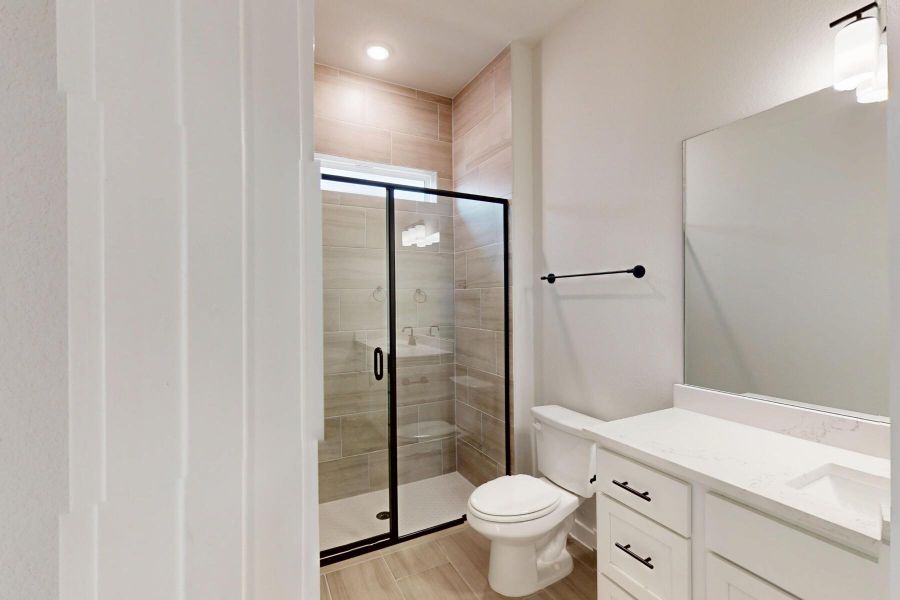 Furnished interior view inside a new home in Edgewood, Leander (Image 15).