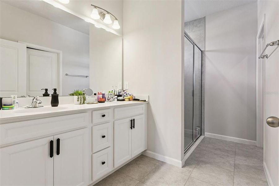 Furnished interior view inside a new home in , Apopka (Image 15).
