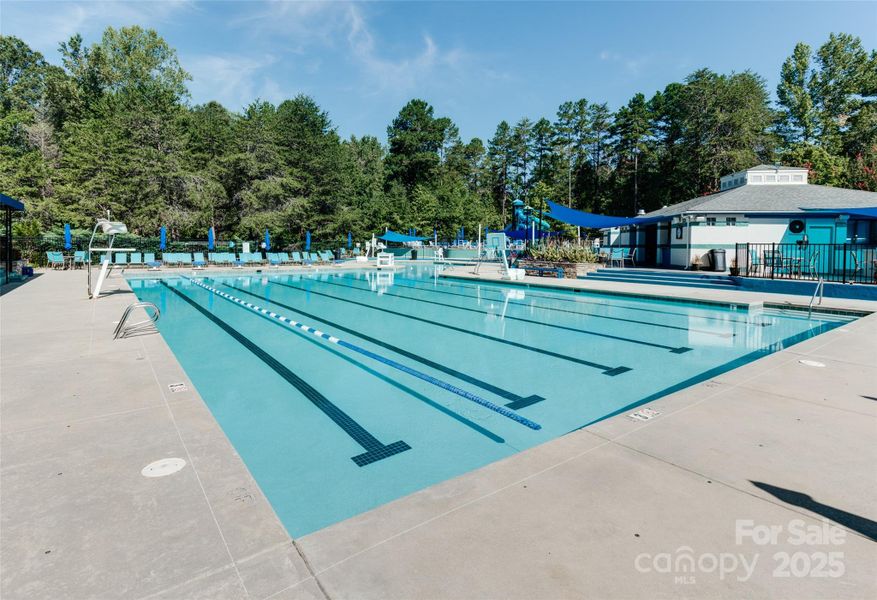 Community amenities in , Davidson (Image 8). Community amenities in , Davidson (Image 8).