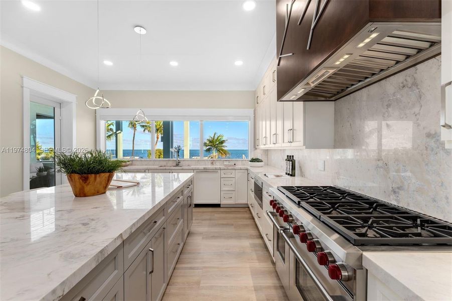 Furnished interior view inside a new home in , Tavernier (Image 8).