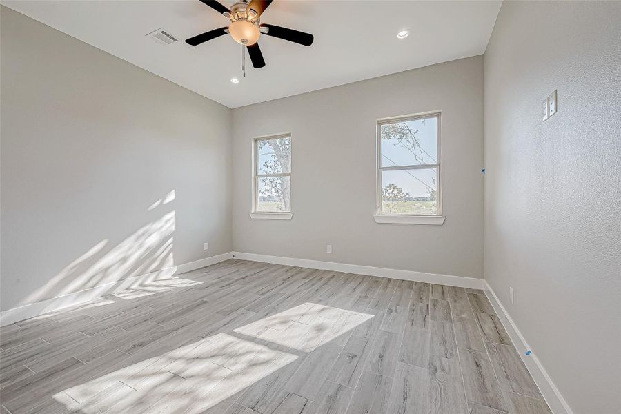 Spacious, unfurnished interior of a new home in , Needville (Image 31).