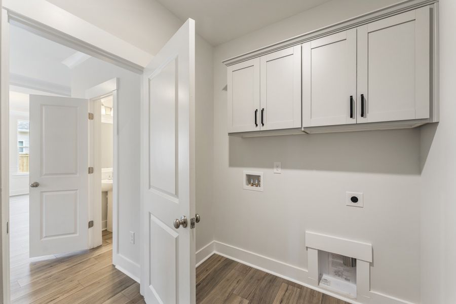 Spacious, unfurnished interior of a new home in Cottages at Lake Emory, Inman (Image 23). Spacious, unfurnished interior of a new home in Cottages at Lake Emory, Inman (Image 23).