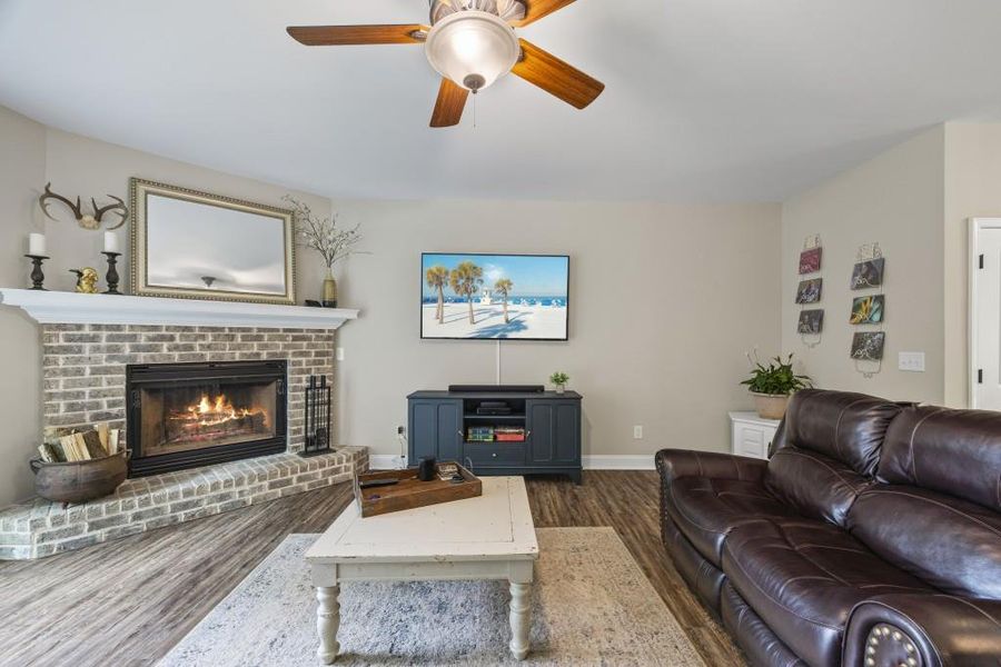 Furnished interior view inside a new home in , Dawsonville (Image 27). Furnished interior view inside a new home in , Dawsonville (Image 27).