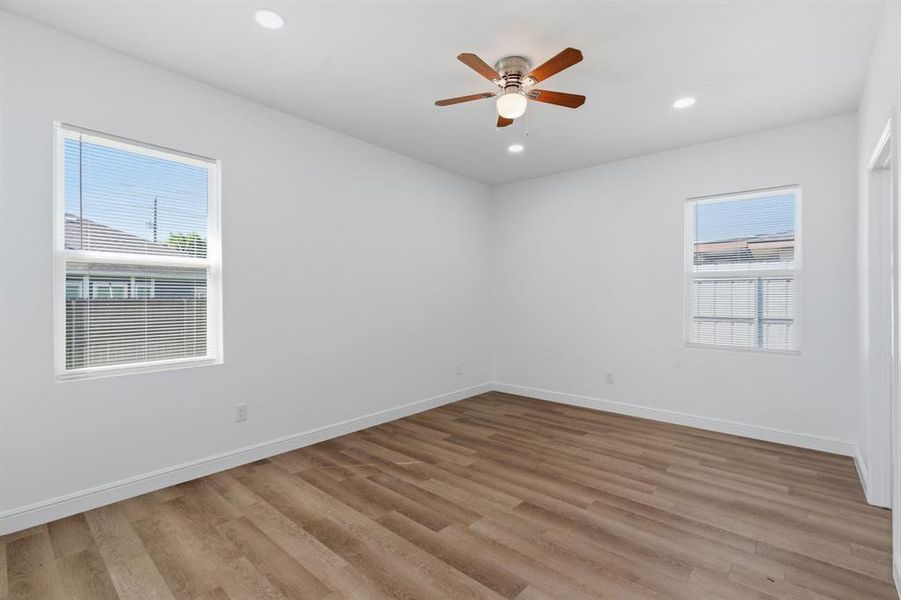 Spacious, unfurnished interior of a new home in , Dallas (Image 24).