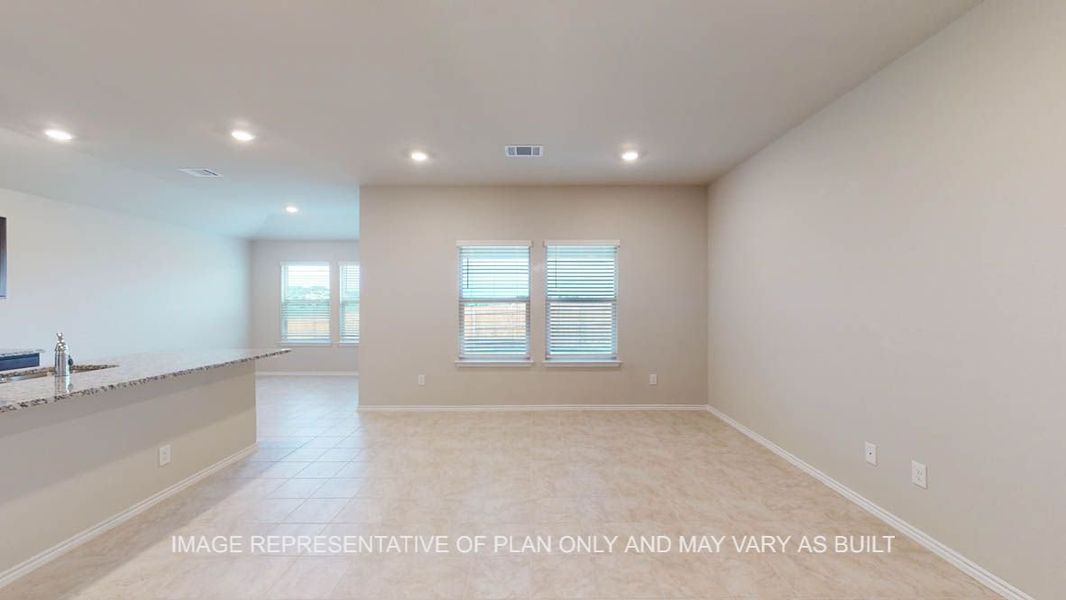 Representative unfurnished interior of a home built from the Fargo by D.R. Horton in Reynolds Crossing, Killeen (Image 9).