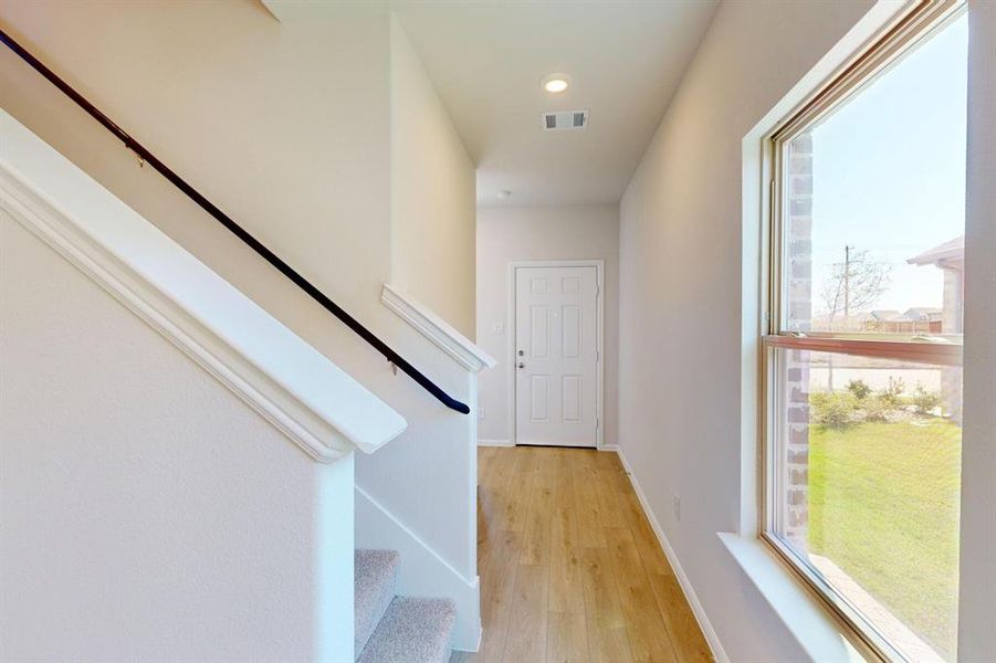 Spacious, unfurnished interior of a new home in Mobberly Farms, Pilot Point (Image 25).