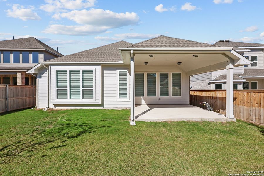 Exterior details and patio area of a home in Mayfair 50', New Braunfels (Image 21).