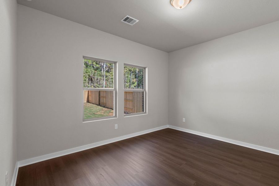 Spacious, unfurnished interior of a new home in Westridge Cove, Conroe (Image 26). Spacious, unfurnished interior of a new home in Westridge Cove, Conroe (Image 26).