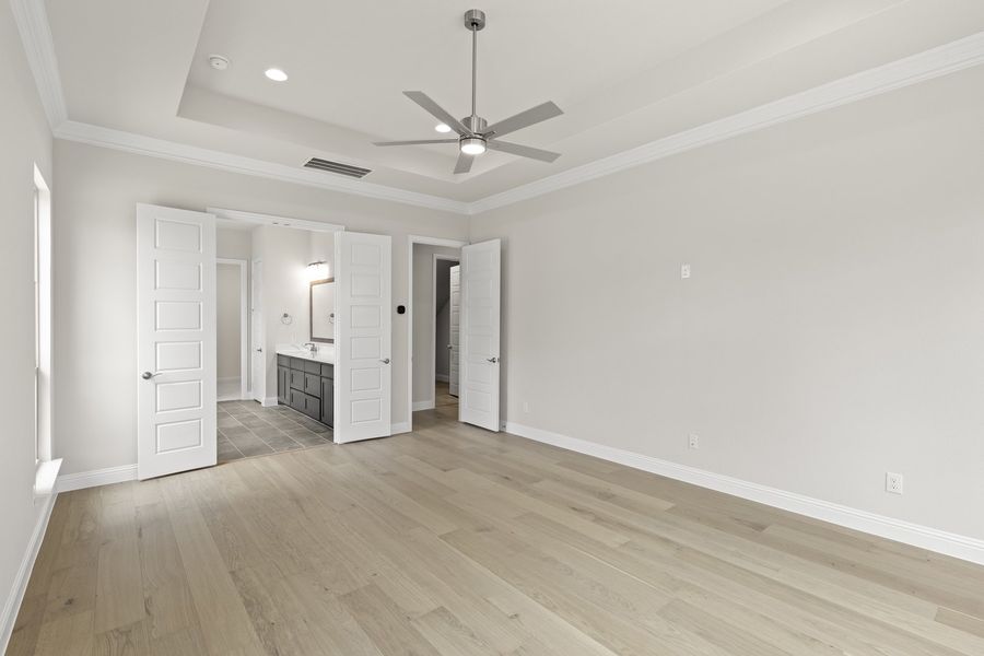 Spacious, unfurnished interior of a new home in Estates at Rockhill, Frisco (Image 20). Spacious, unfurnished interior of a new home in Estates at Rockhill, Frisco (Image 20).