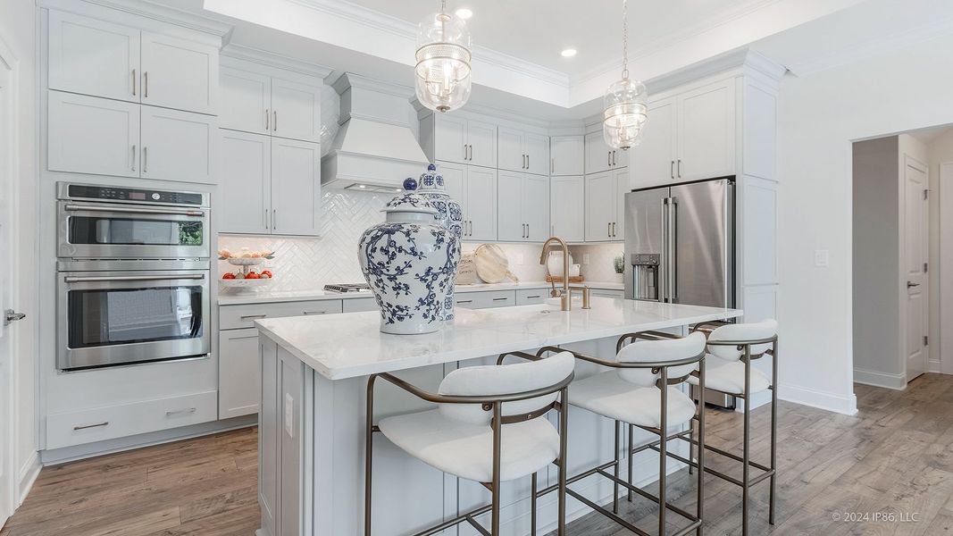 Atlanta_Redbud Lane_Portico_Kitchen_LowRes_100dpi_Web_Cool.jpg