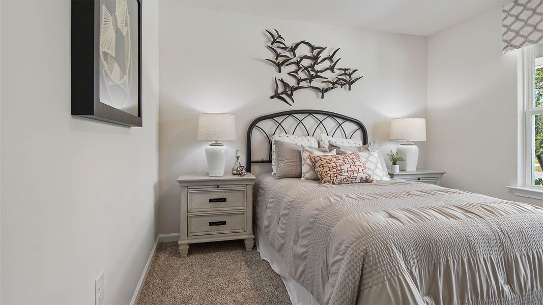 Representative furnished interior of a home built from the Cali by D.R. Horton in Ashton Park Phase III, Freeport (Image 26).