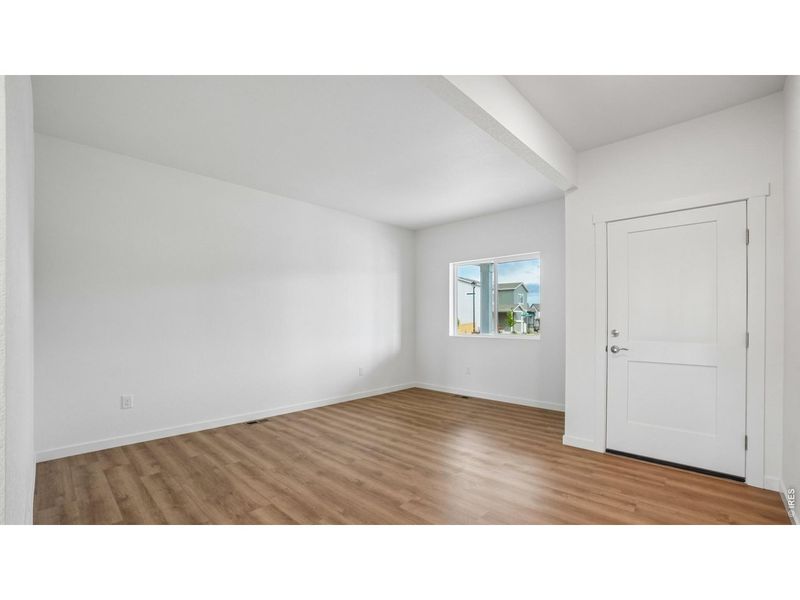 Spacious, unfurnished interior of a new home in Granary, Johnstown (Image 30).