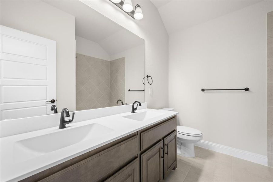 4022 Foothills Bathroom2