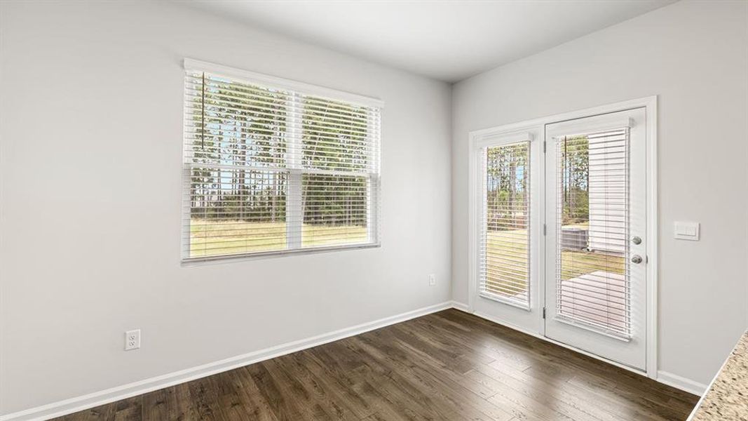 Spacious, unfurnished interior of a new home in Poplar Preserve, Newnan (Image 20).