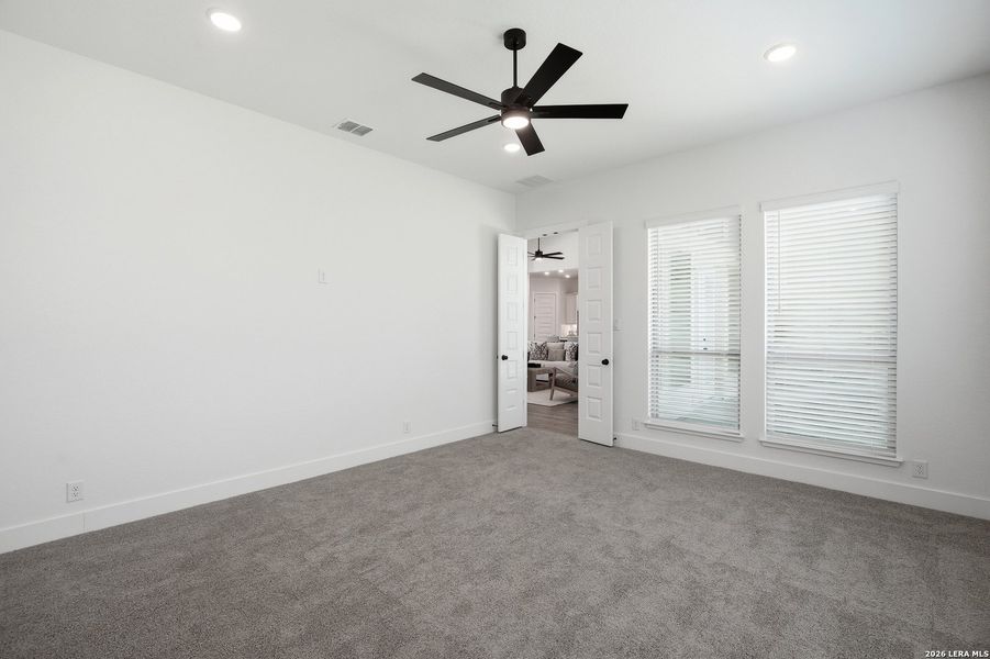 Spacious, unfurnished interior of a new home in Mesa Western, Cibolo (Image 41). Spacious, unfurnished interior of a new home in Mesa Western, Cibolo (Image 41).