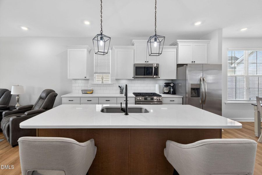 40_08-66-blue-iris-kitchen