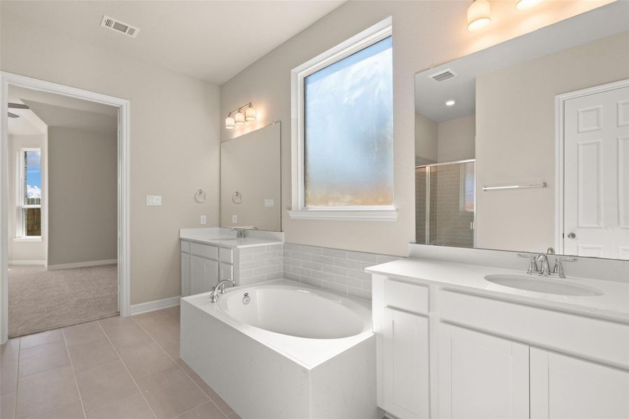 Sample product photo. Actual exterior and interior selections may vary by homesite. Photo may be virtually staged