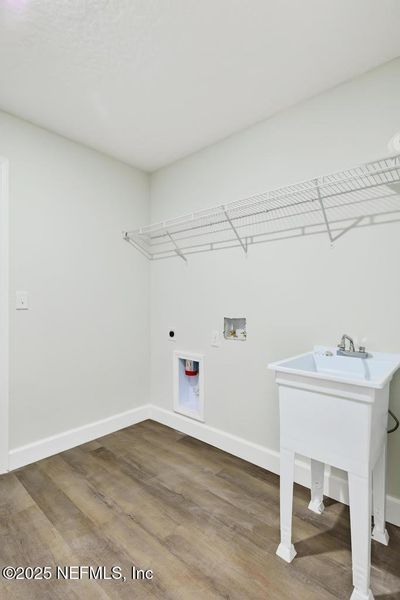 Spacious, unfurnished interior of a new home in , Jacksonville (Image 33). Spacious, unfurnished interior of a new home in , Jacksonville (Image 33).