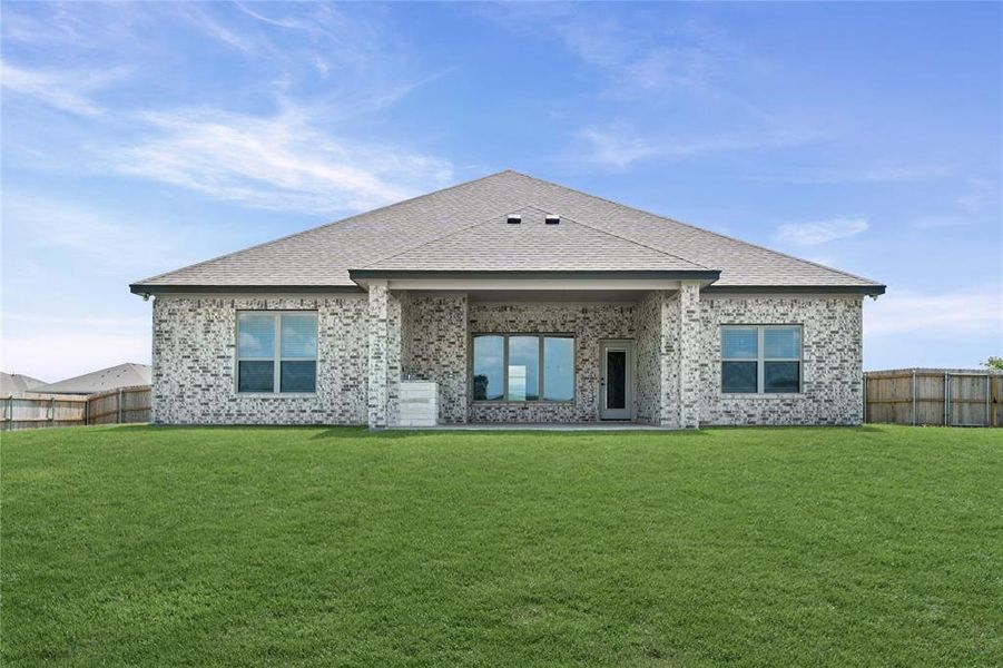 Exterior details and patio area of a home in , Troy (Image 29).
