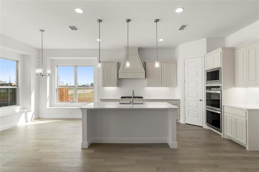 17. 1419 Canadian - Nook 17. 1419 Canadian - Nook