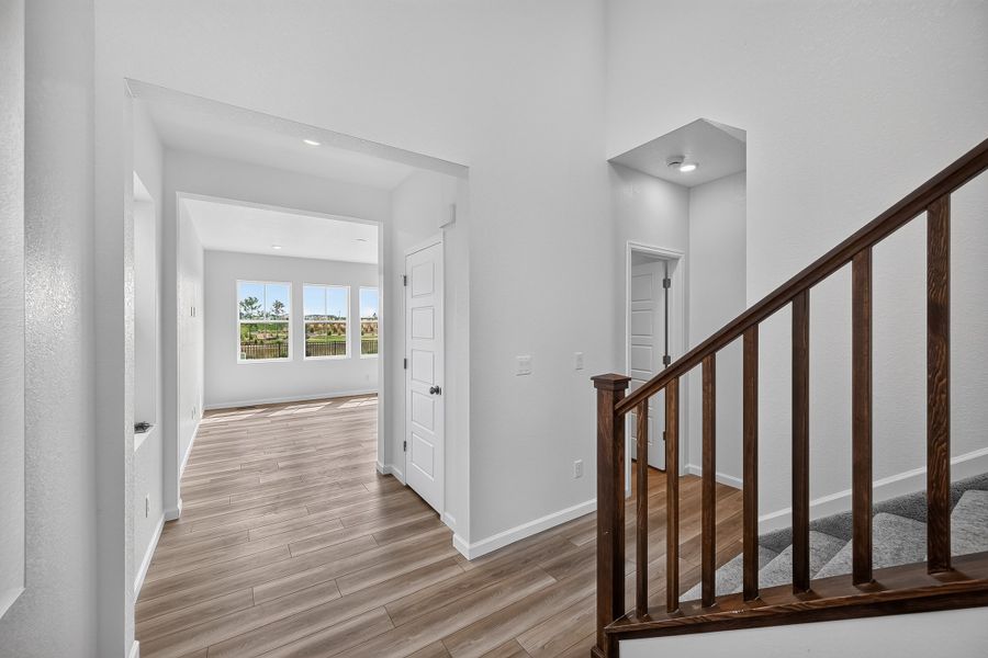 Spacious, unfurnished interior of a new home in The Aurora Highlands, Aurora (Image 15).