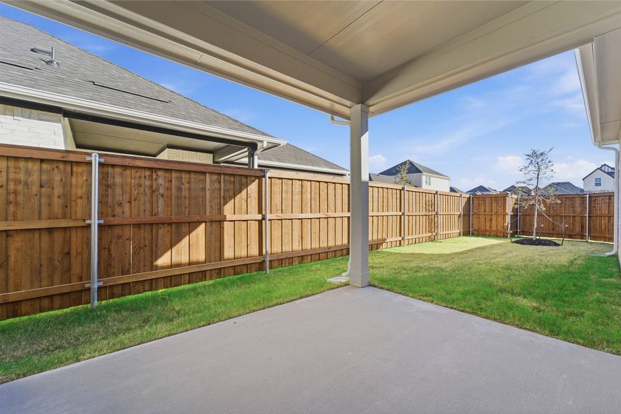 Exterior details and patio area of a home in La Terra, Celina (Image 3).