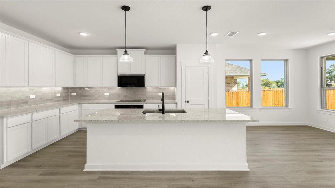 08. 1105 Rushing - Kitchen