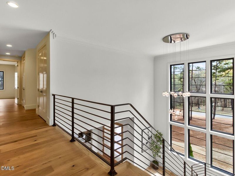 051-1280x960-second-floor-hallway