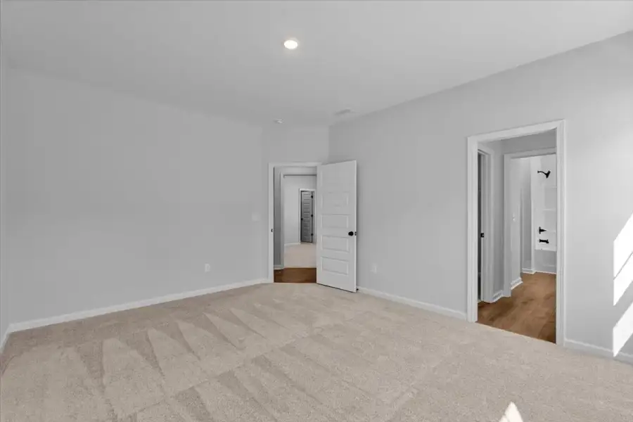 Spacious, unfurnished interior of a new home in Lilah Grove, Summerfield (Image 41). Spacious, unfurnished interior of a new home in Lilah Grove, Summerfield (Image 41).