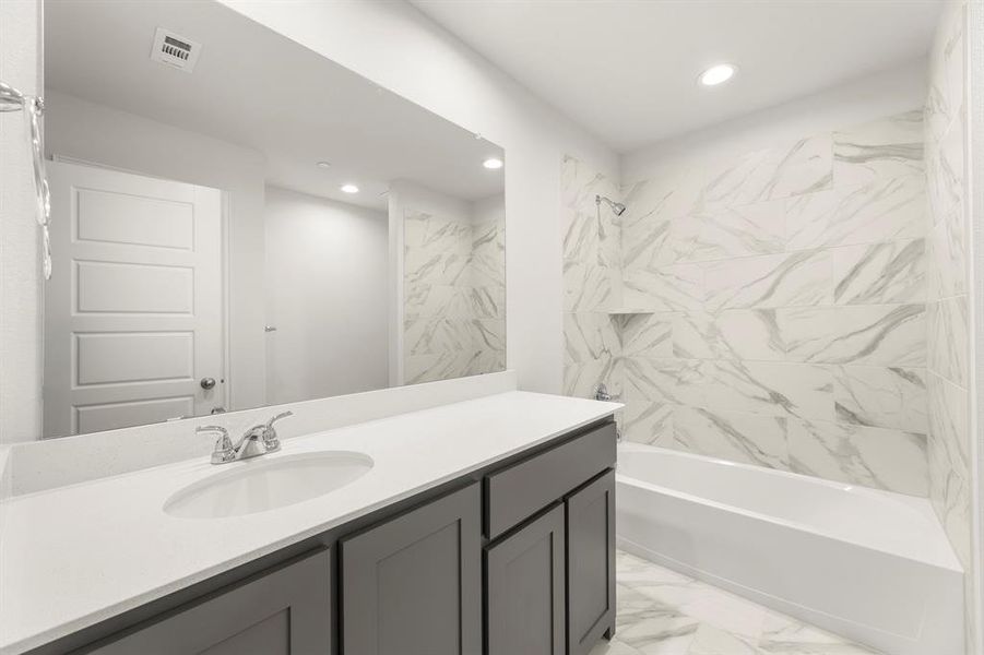 17. 6949 Mustang Isle - 2ND Bath 17. 6949 Mustang Isle - 2ND Bath