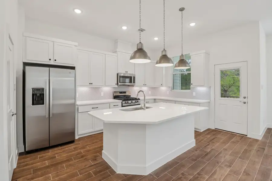 Furnished interior view inside a new home in Kresston, Montgomery (Image 5).