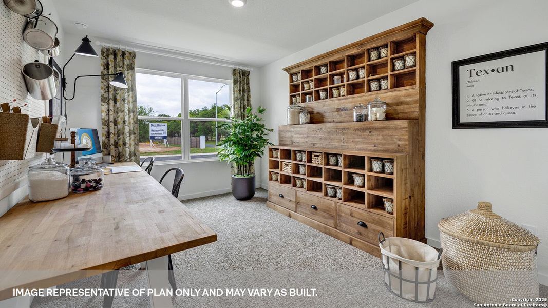 Furnished interior view inside a new home in Sonoma Oaks, Fredericksburg (Image 18).