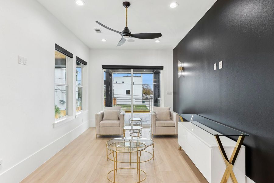 Image 39 of a home in .