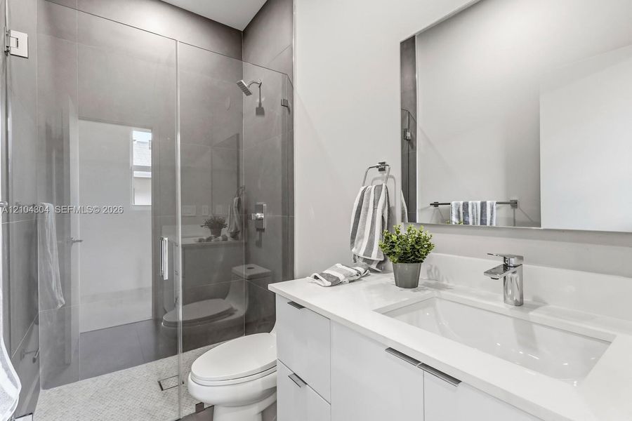 Furnished interior view inside a new home in , Fort Lauderdale (Image 15).
