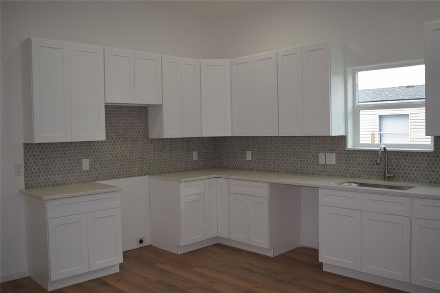 Furnished interior view inside a new home in , Cleveland (Image 6).