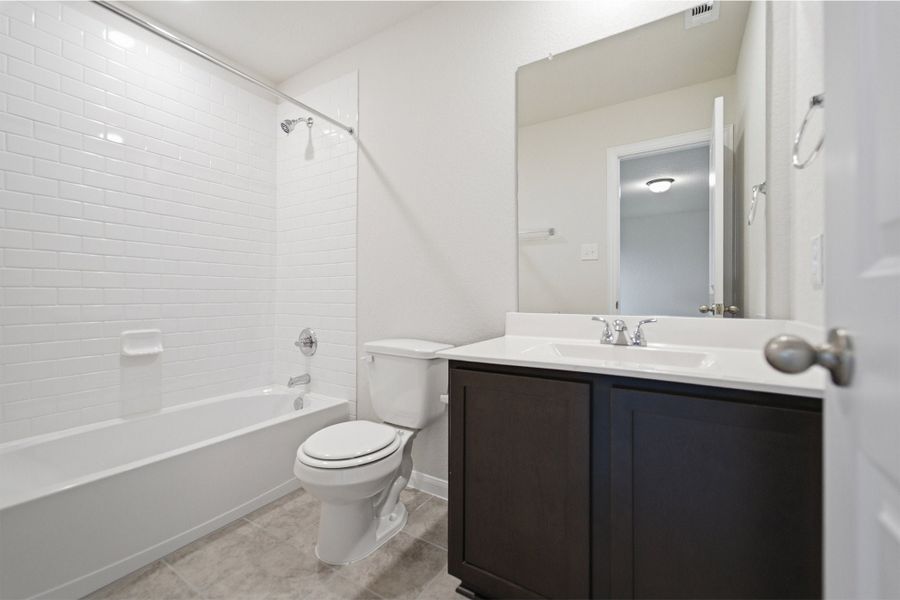 Furnished interior view inside a new home in Hannah Heights, Seguin (Image 14). Furnished interior view inside a new home in Hannah Heights, Seguin (Image 14).