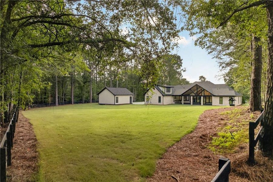 Exterior details and patio area of a home in , Monroe (Image 45).